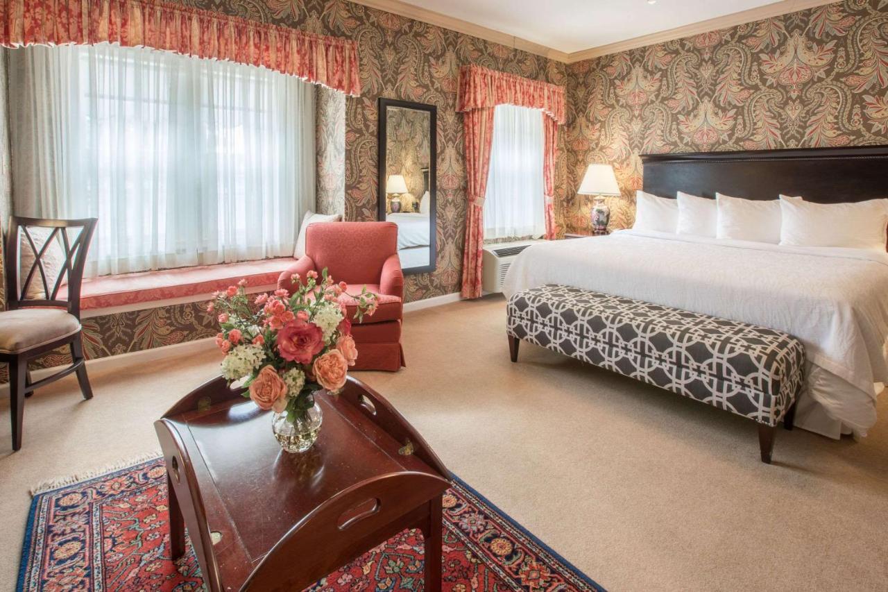 Carnegie House Hotel State College