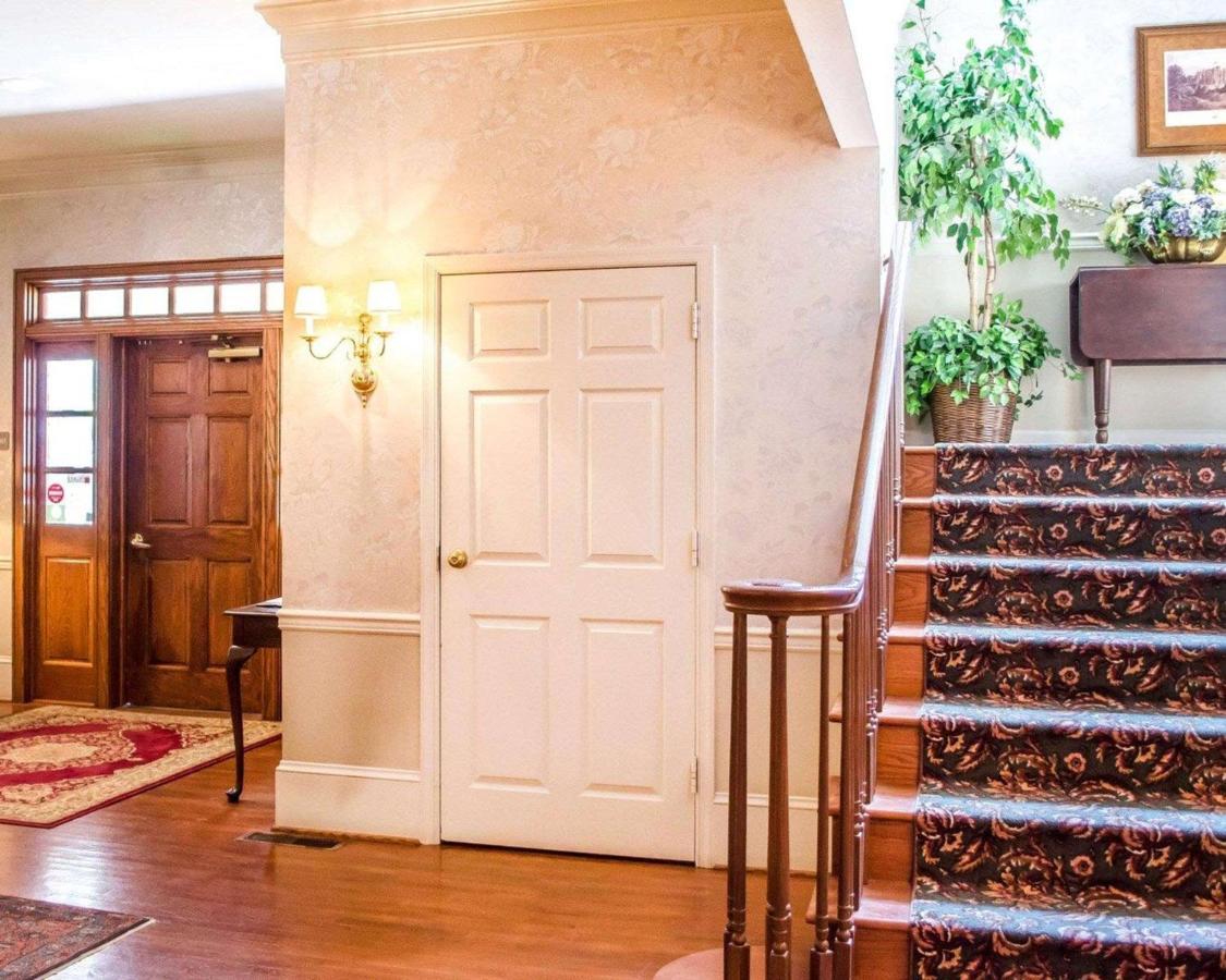 Carnegie House 4*